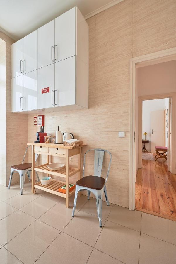 Spacious Apartment In The Perfect Lisbon Location, By Timecooler ภายนอก รูปภาพ